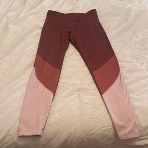 Old Navy Elevate Colorblock Leggings